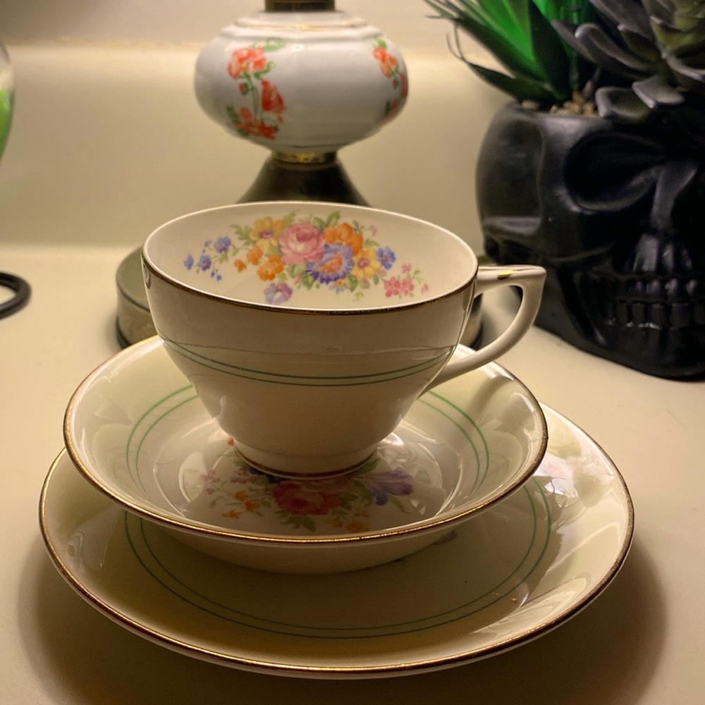 Pope Gosser Teacup and Saucer set with bowl